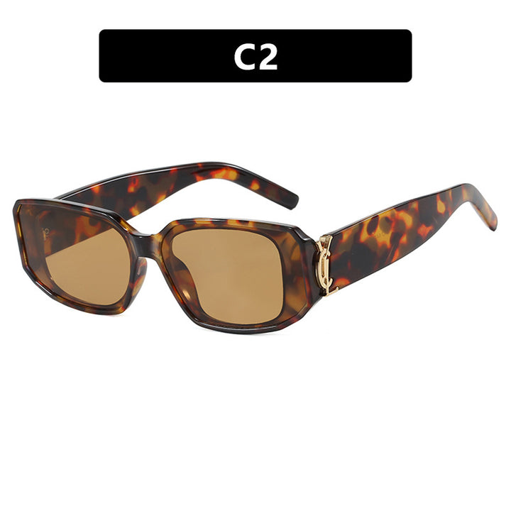 Women’s fashionable sunglasses with square design and luxurious details Stornfield