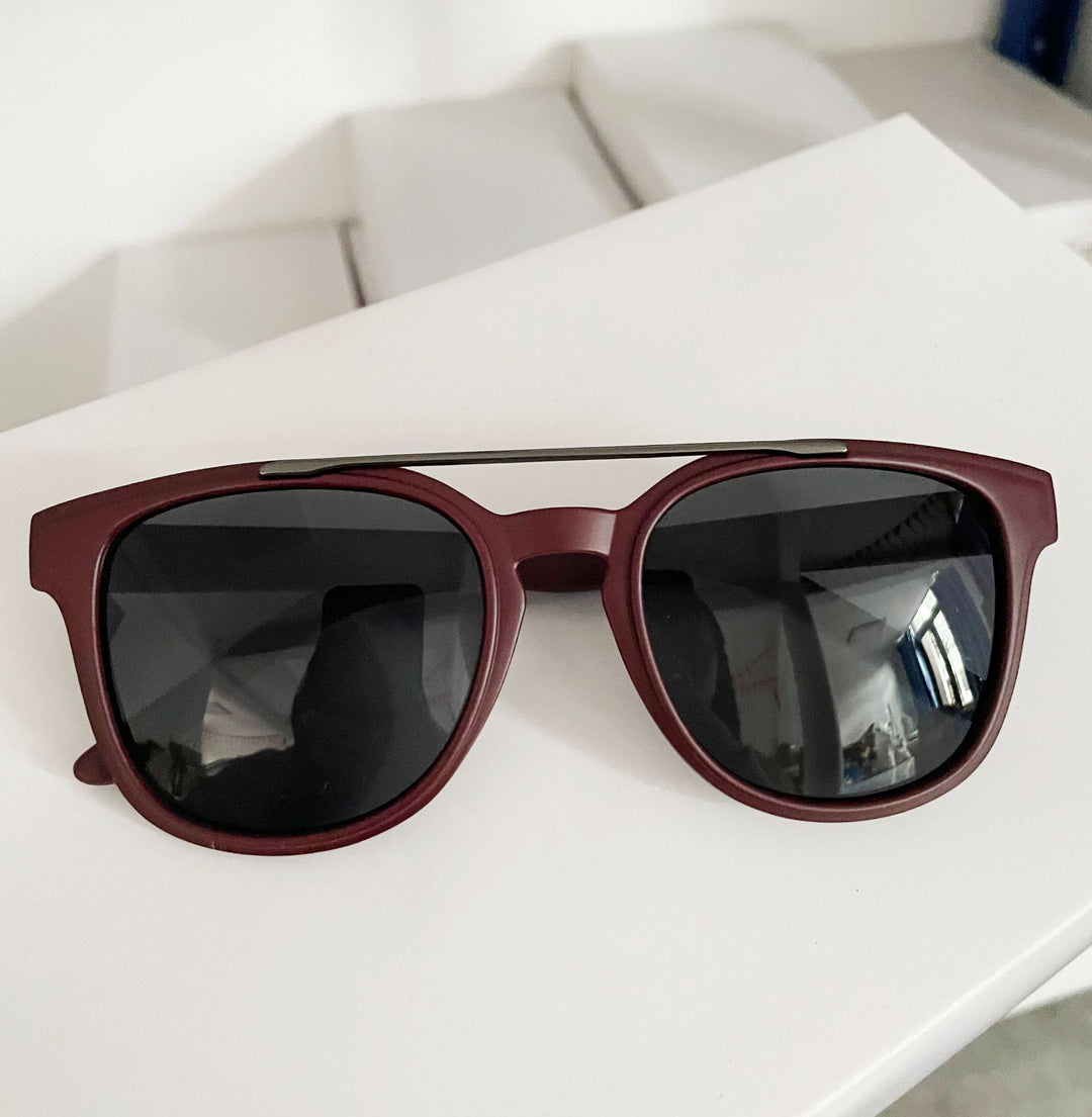 Women's sunglasses in modern design by Stornfield