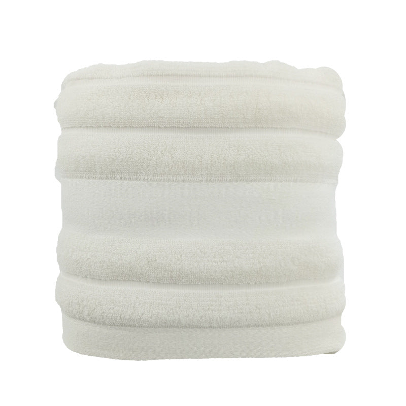 High-Quality Bath Towel with Elegant Border Stornfield