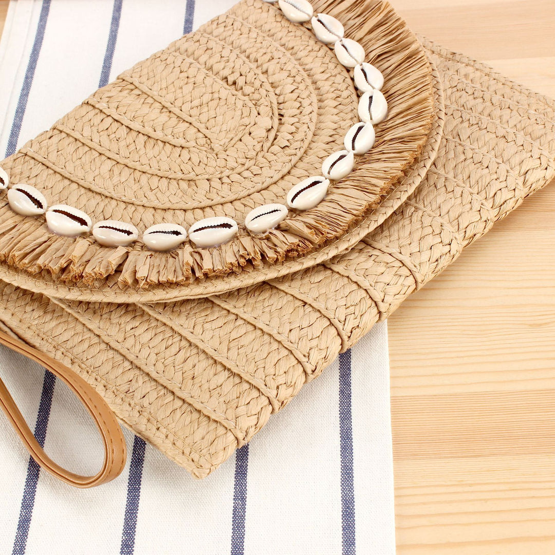 Stylish handbag with fringed shell decoration Stornfield