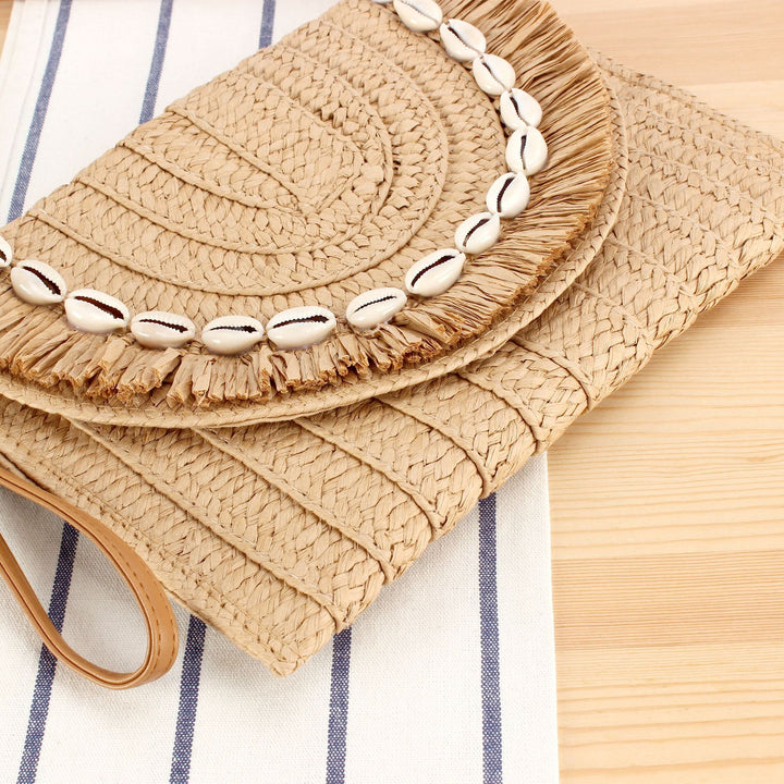 Stylish handbag with fringed shell decoration Stornfield