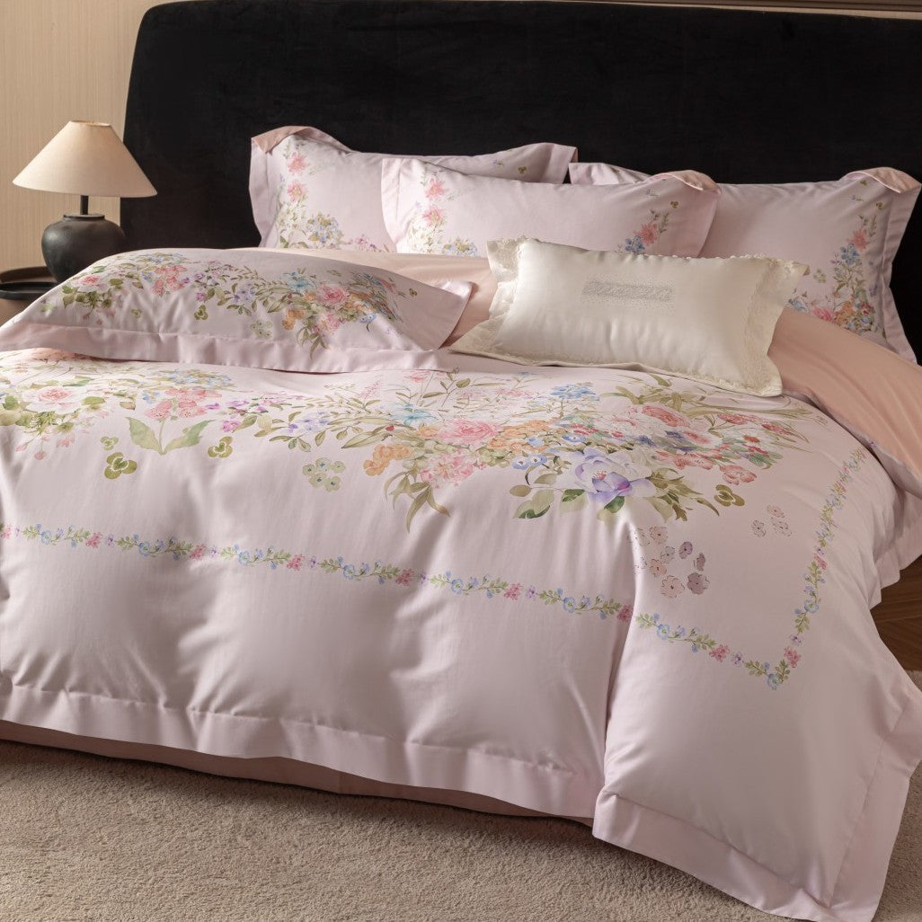 Cotton satin bedding set with watercolor flower print and reversible blanket