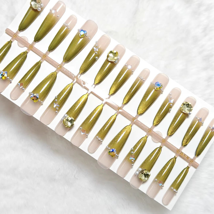 Artificial nails with elegant glitter accents Stornfield