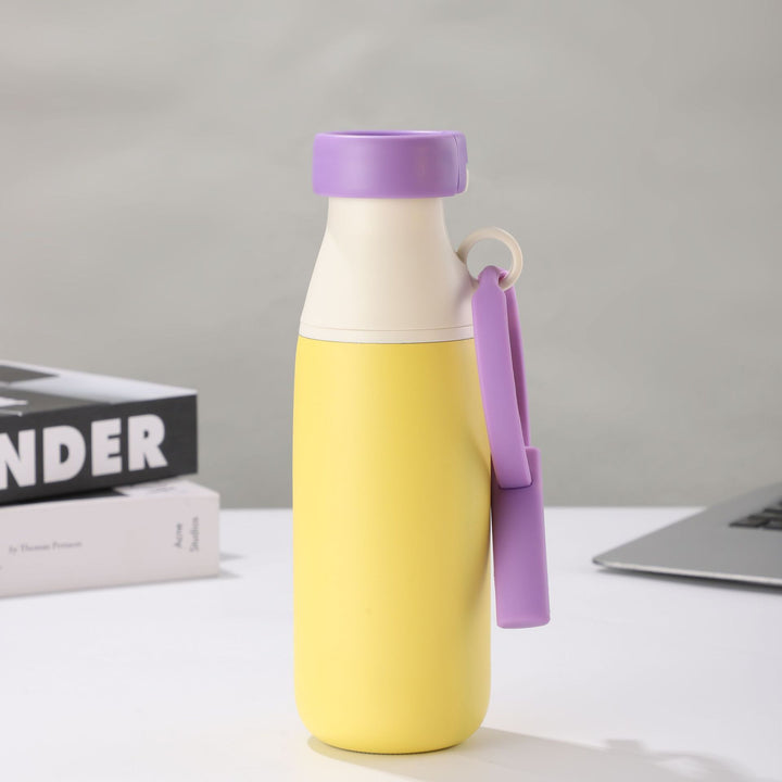Women insulated water bottle with practical carrying strap Stornfield