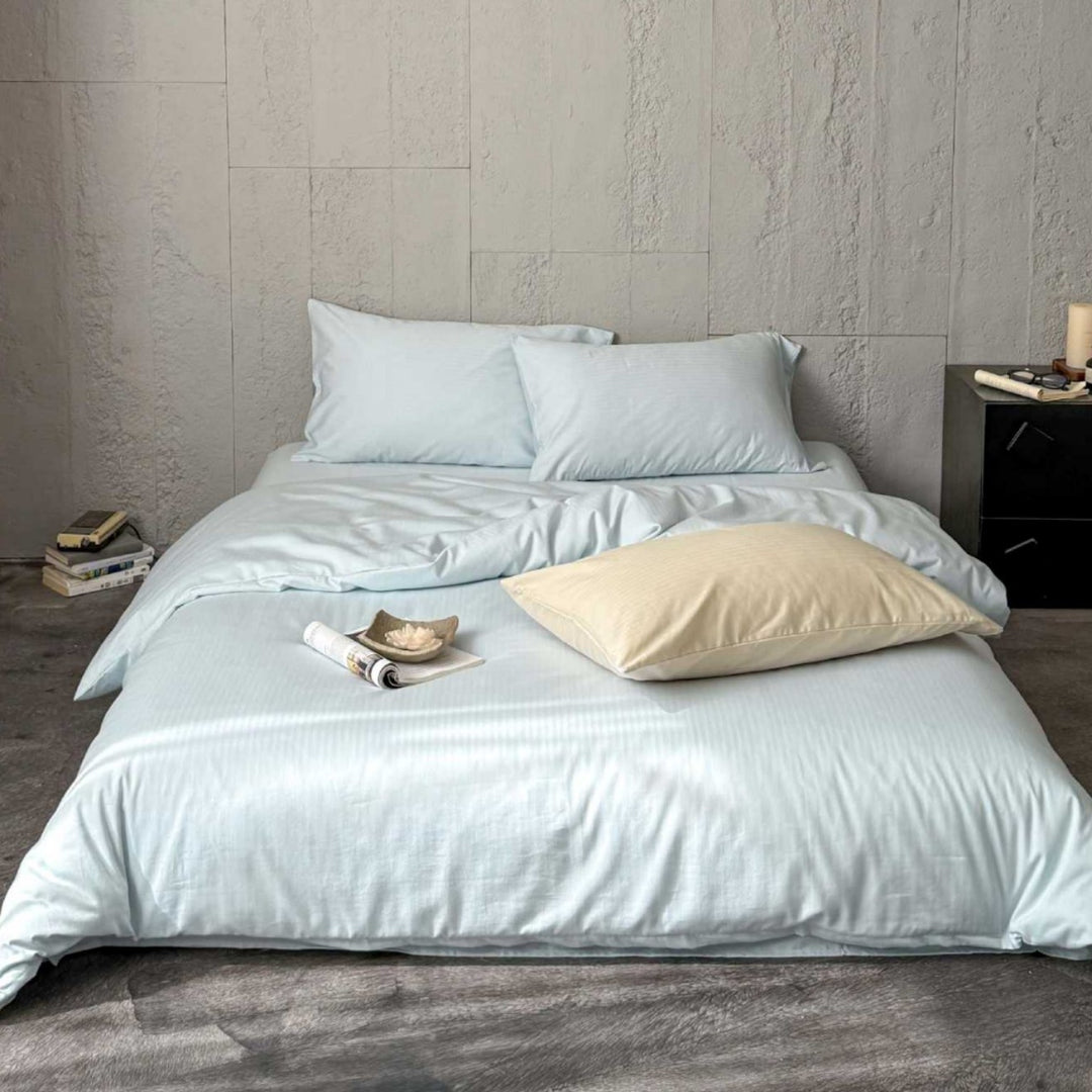 Minimalist Stripe-Textured Cotton Sateen Duvet Cover and Pillowcase Set with Hidden Zipper