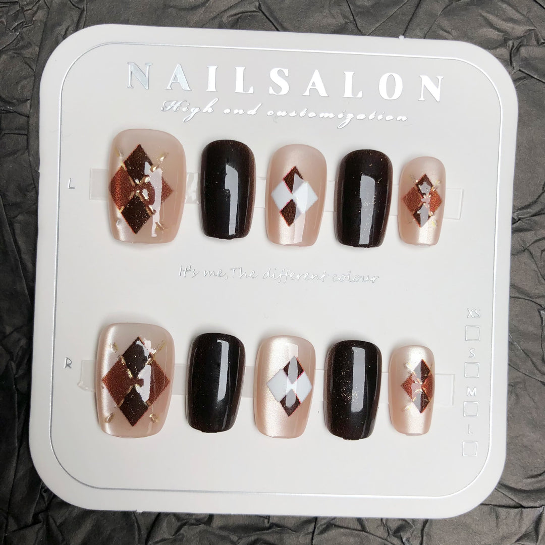 Decorative Press-On Nail Art Set with Geometric Patterns