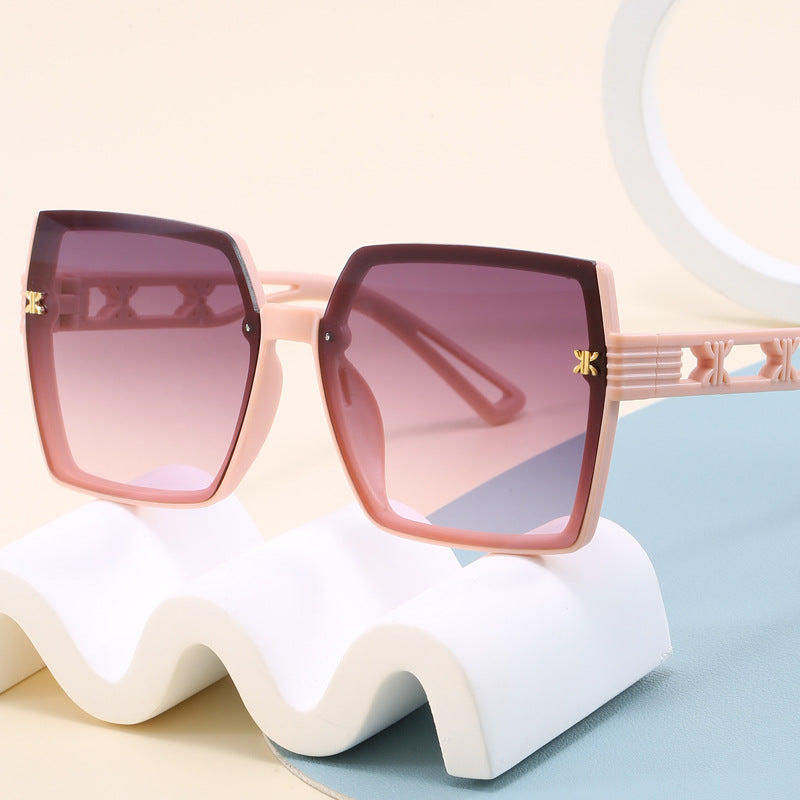 Ladies stylish oversized sunglasses Stornfield