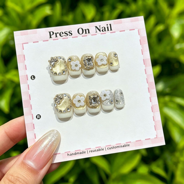 Decorative Press-On Nail Set with Gem Accents  1791774365