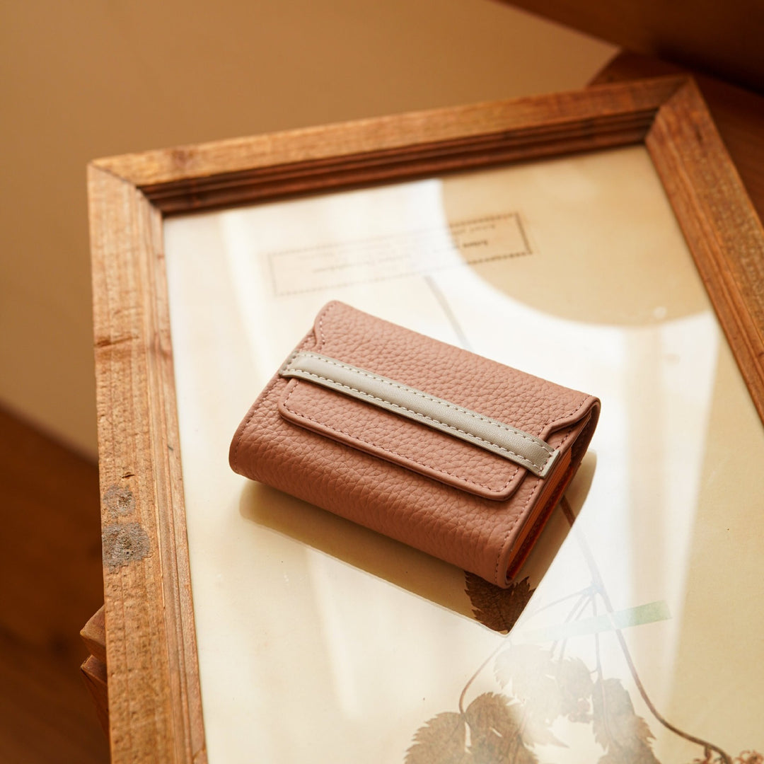 Textured Leather Cardholder Wallet