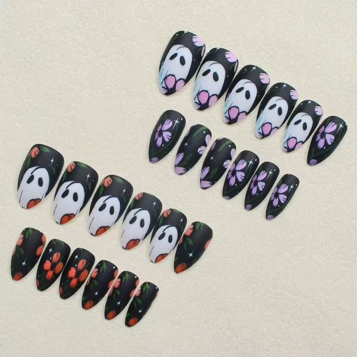 Artificial nail set with floral and spooky designs Stornfield