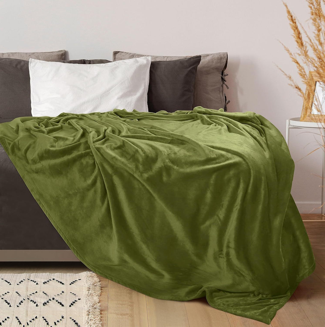 Cozy Plush Throw Blanket Stornfield