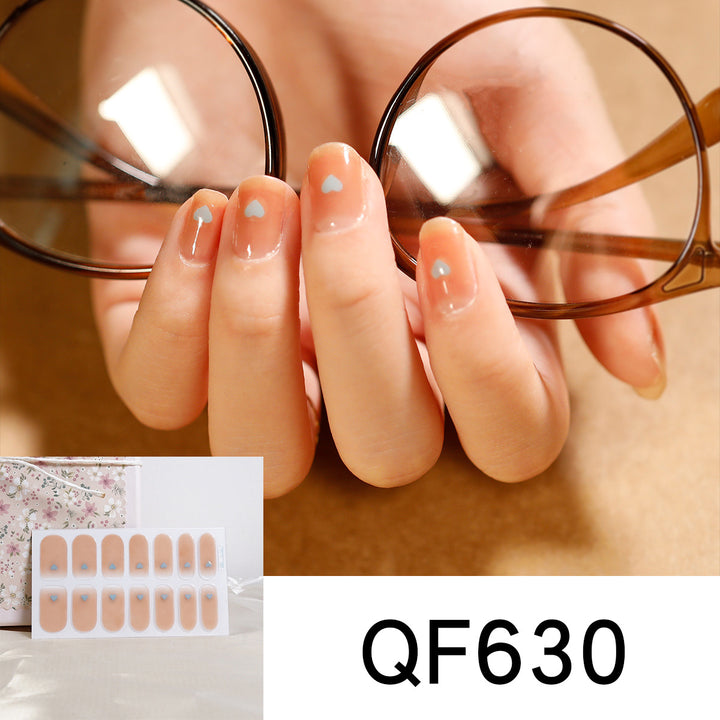 Artificial nail design with heart motif Stornfield