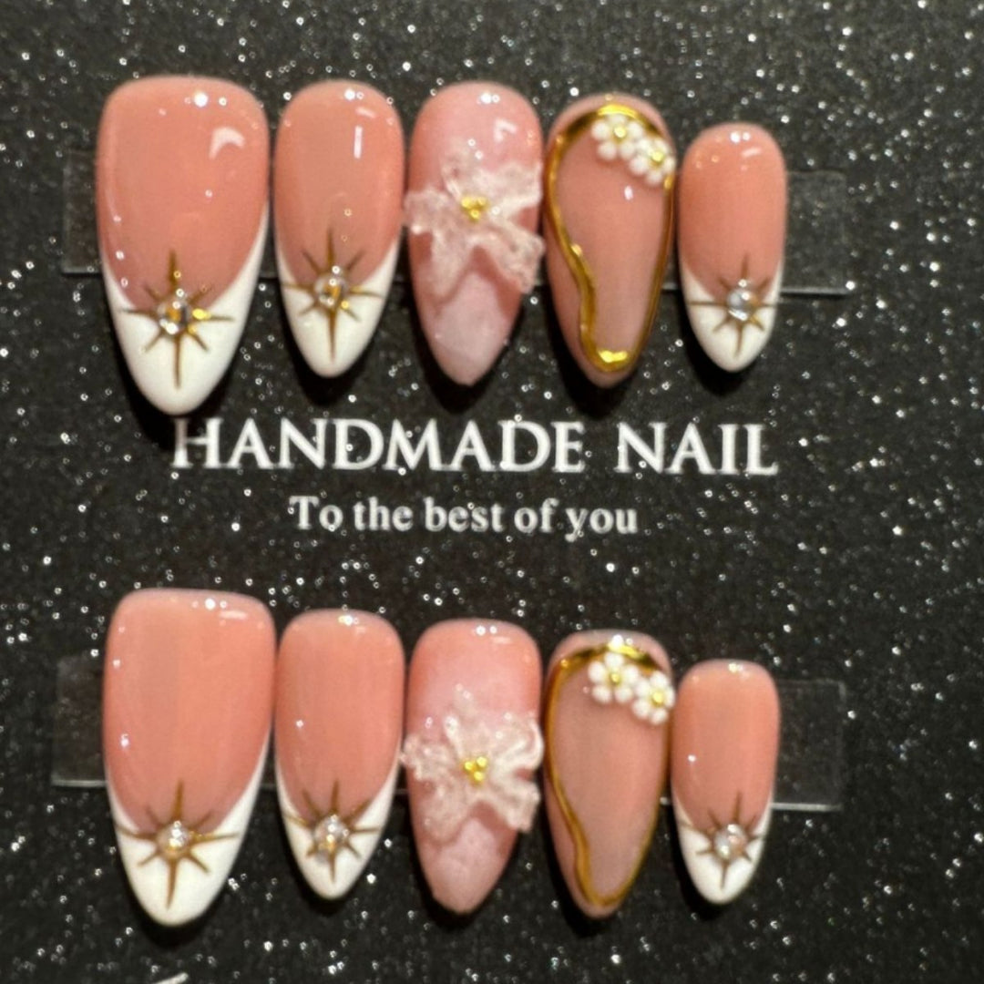 Handmade Floral Press-On Nail Art Set with Elegant Design