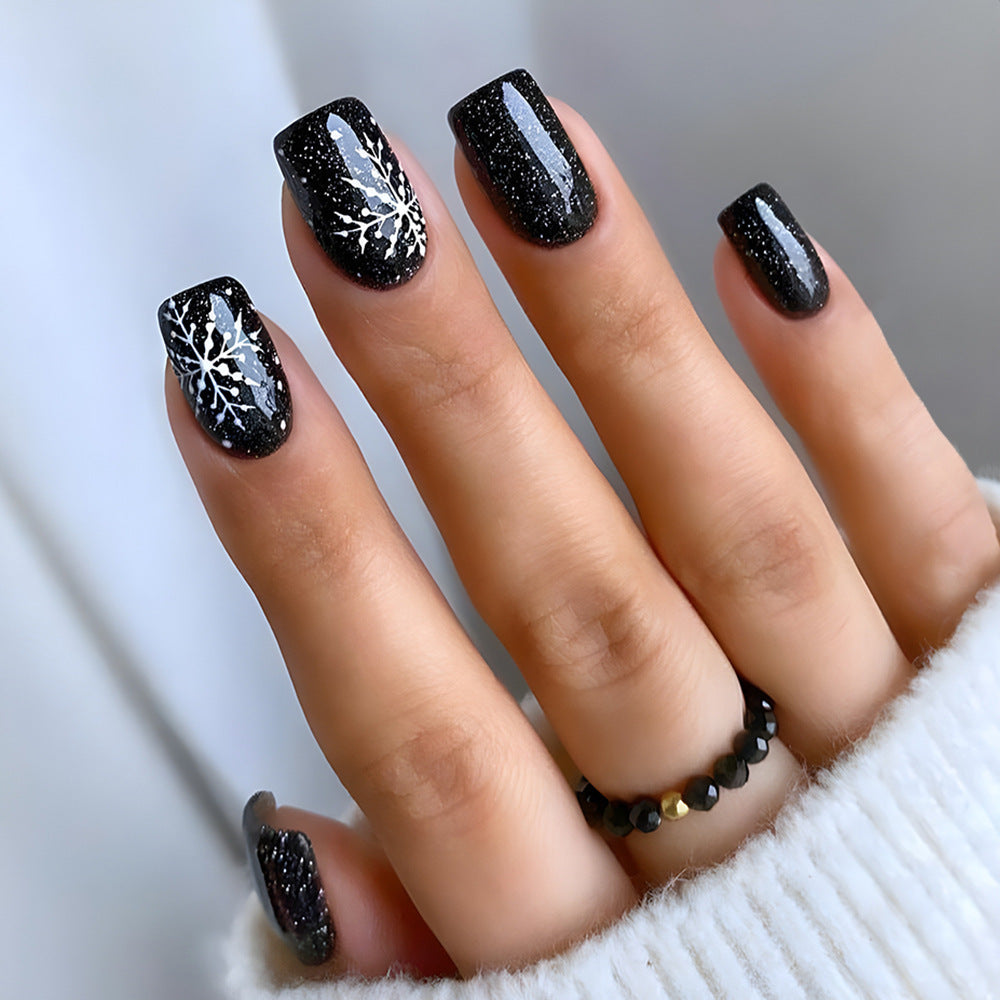 Artistic Winter-Themed Nail Art Stornfield