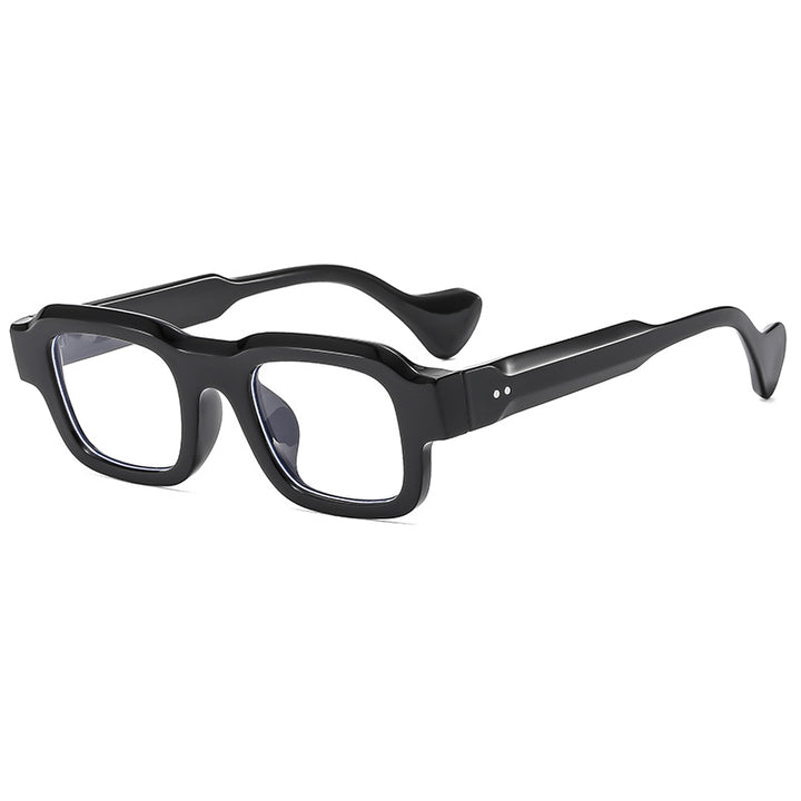 Women Retro-inspired sunglasses in striking design Stornfield