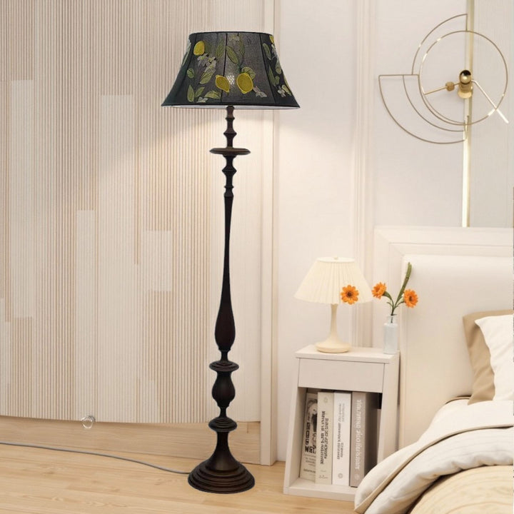 Elegant Floral Design Floor Lamp