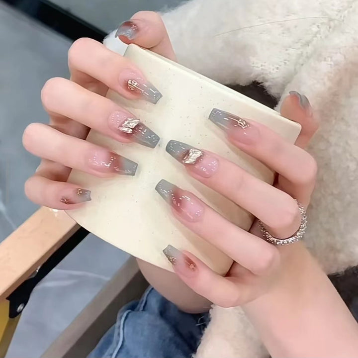 Decorative Floral Press-On Nail Art Set Stornfield