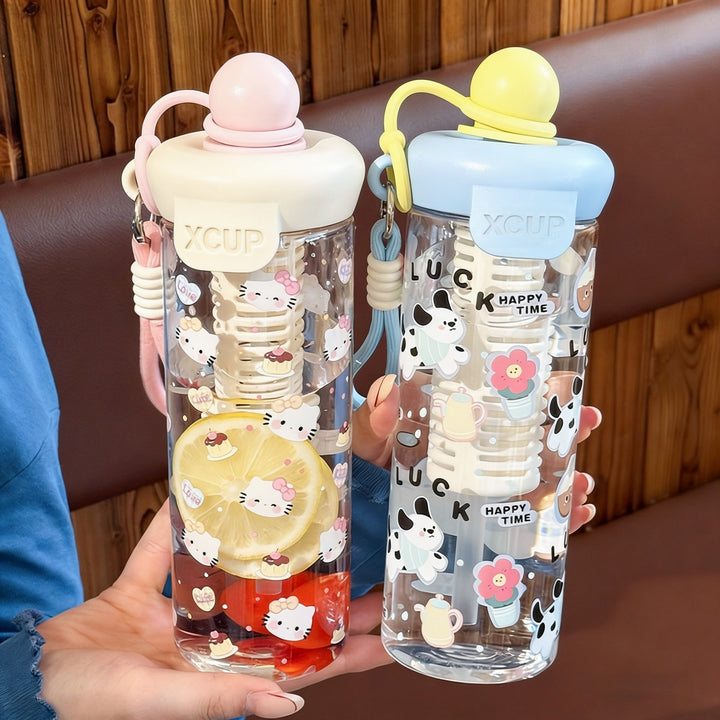 Women's playful water bottle with integrated fruit filter Stornfield