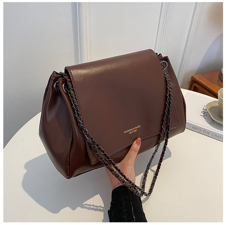 Elegant Chain-Detail Shoulder Handbag