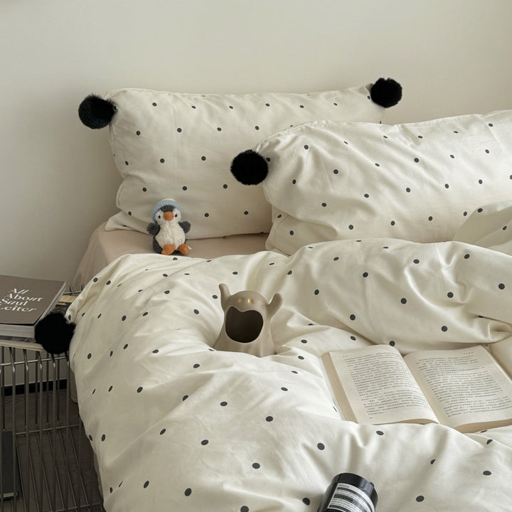 Cozy Polka Dot Duvet Cover Set