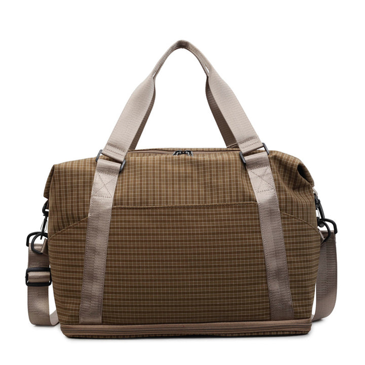 Sporty travel bag with practical storage and adjustable shoulder straps Stornfield