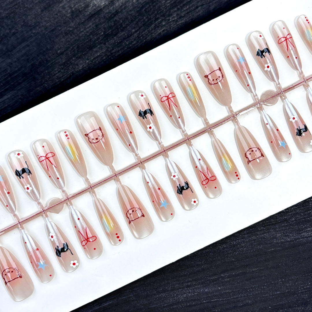 Artistic Character-Themed Press-On Nail Art Set