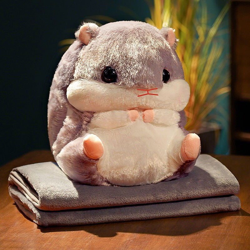 Squirrel-shaped cuddle pillow Stornfield