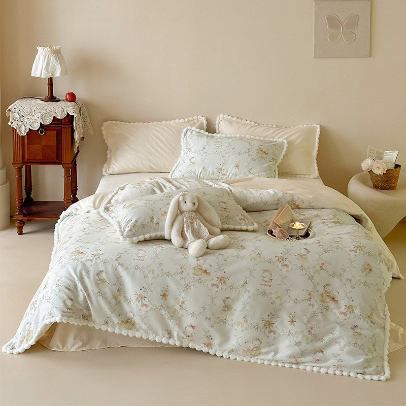Plush Cotton Duvet Cover Set with Pom-Pom Edge and Whimsical Nursery Print