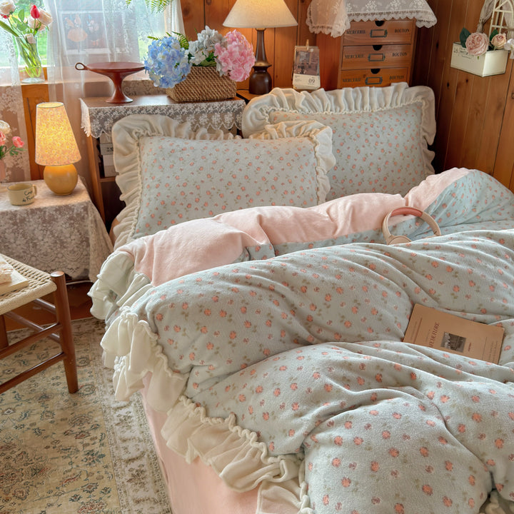 Plush Floral Sherpa Throw Blanket