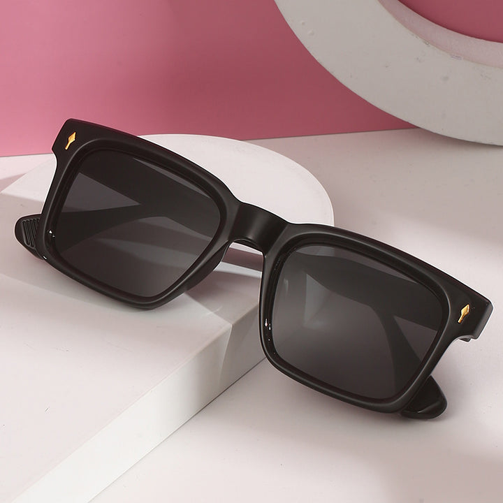 Ladies stylish square sunglasses Stornfield