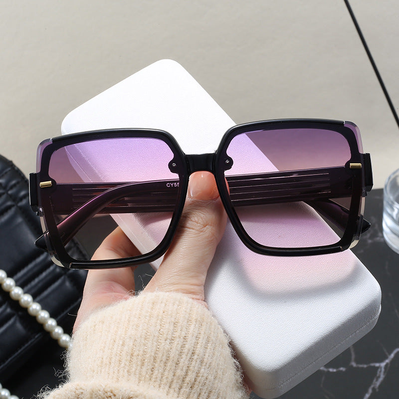 Women's square sunglasses with trendy geometric design Stornfield