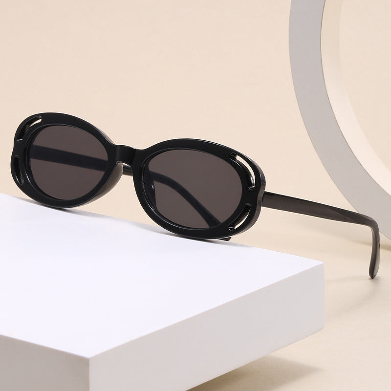 Women's fashionable sunglasses with oval frame and unique design Stornfield