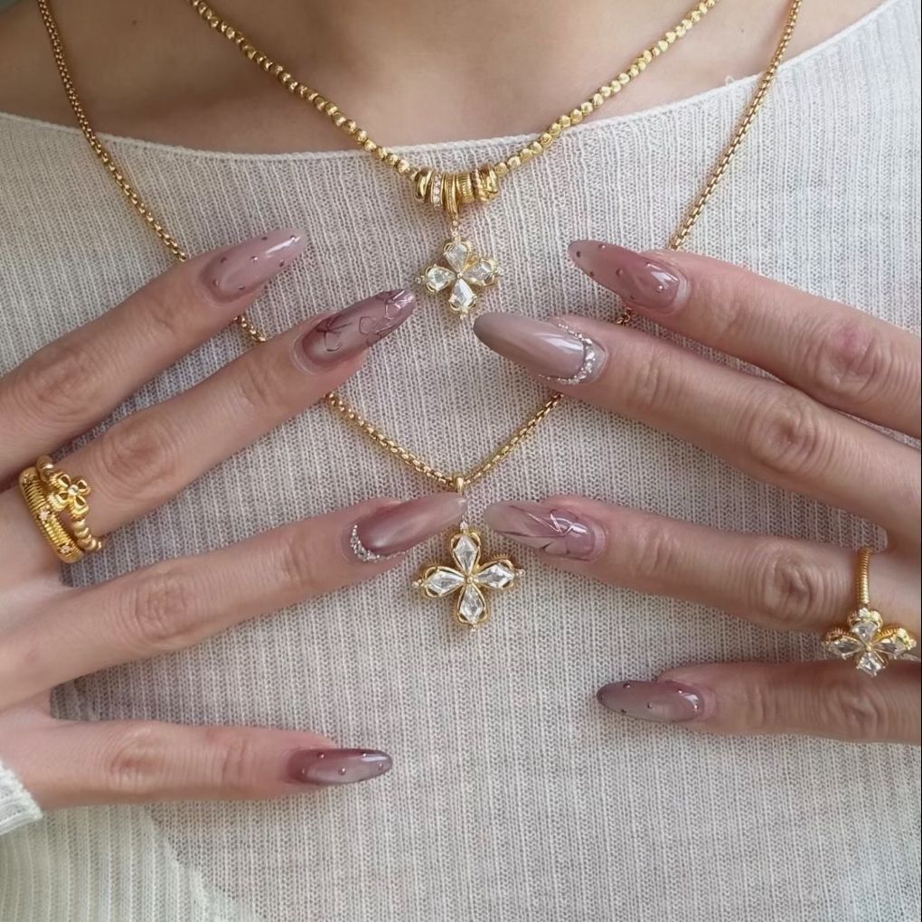 Elegant Nail Art Extensions