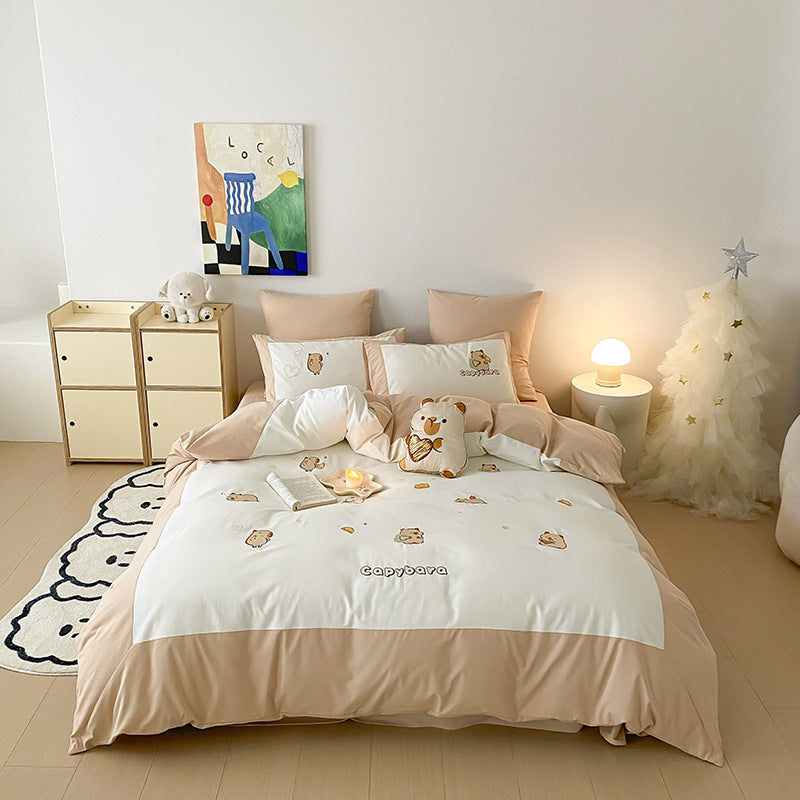 Embroidered Capybara Cotton-Sateen Duvet Cover Set with Pillow Shams and Plush Cushion
