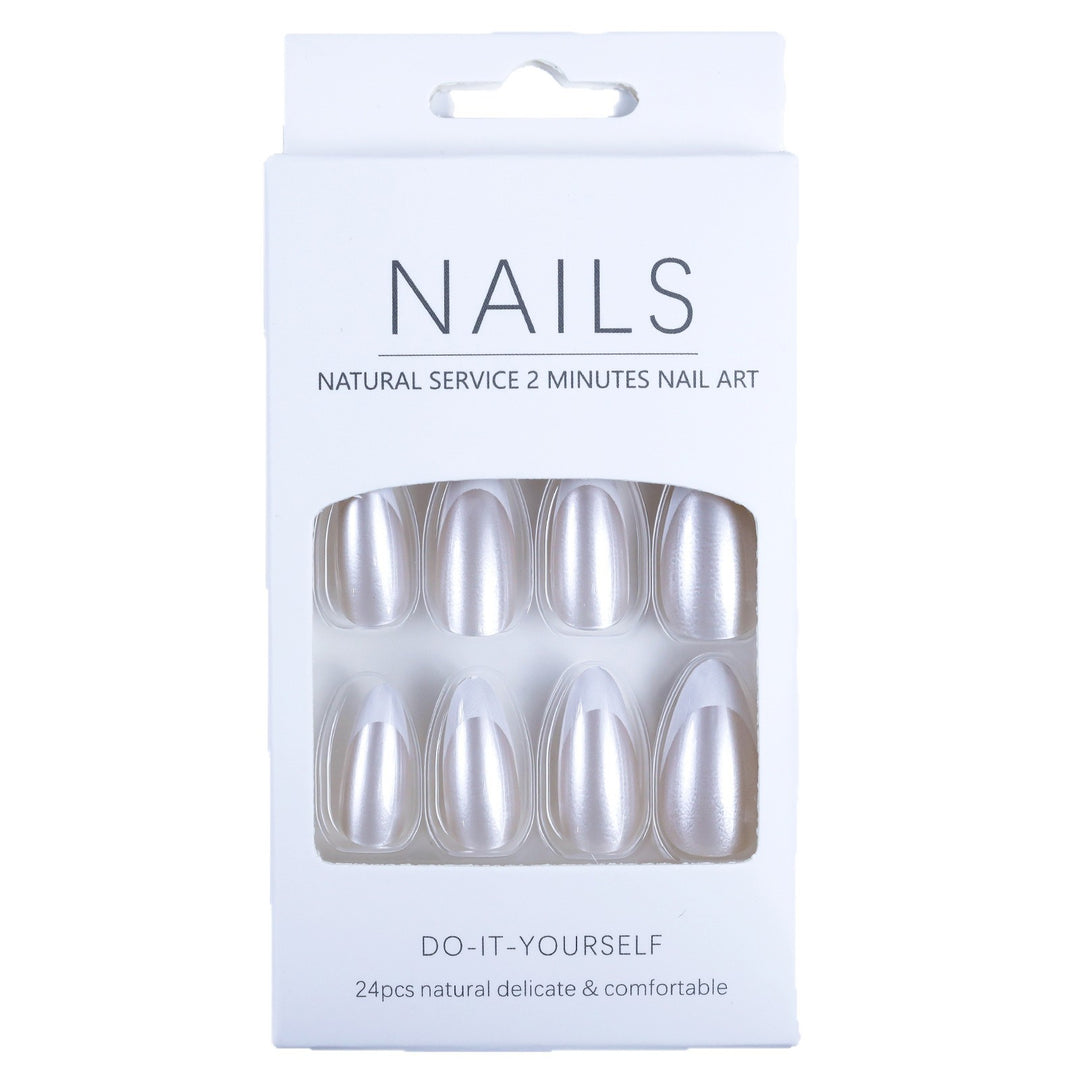 Artificial nails in elegant French tip design Stornfield