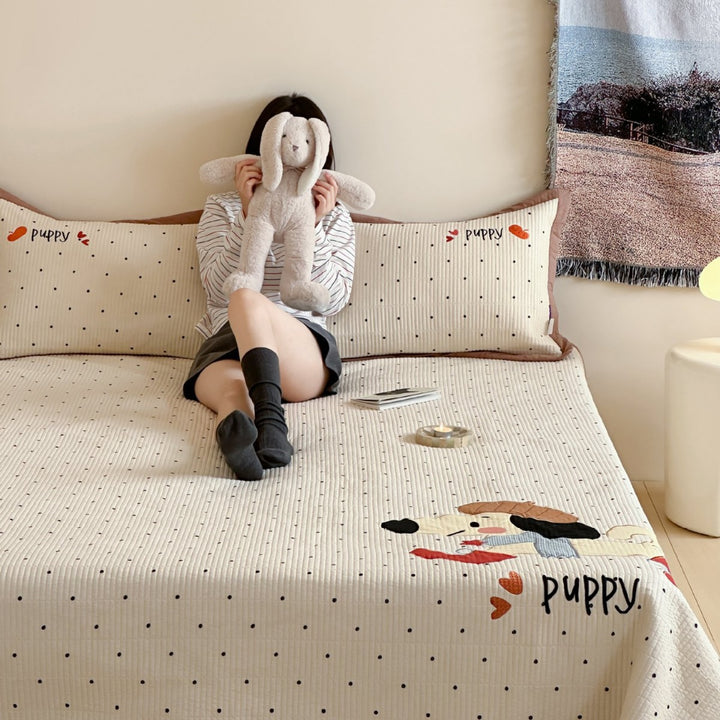Quilted Cotton Bedspread and Pillow Sham Set with Embroidered Rabbit and Carrot Appliqué