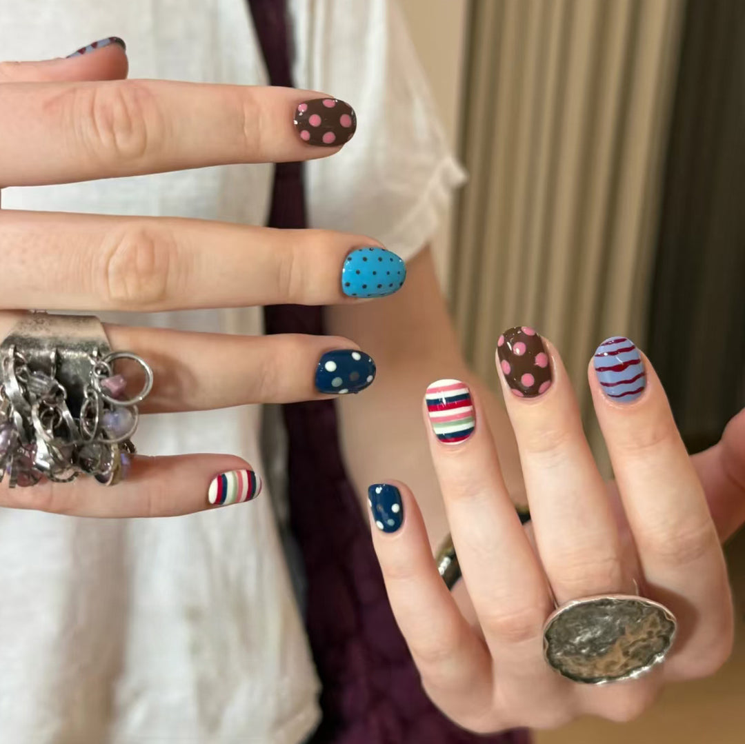 Artistic Patterned Nail Art Kit