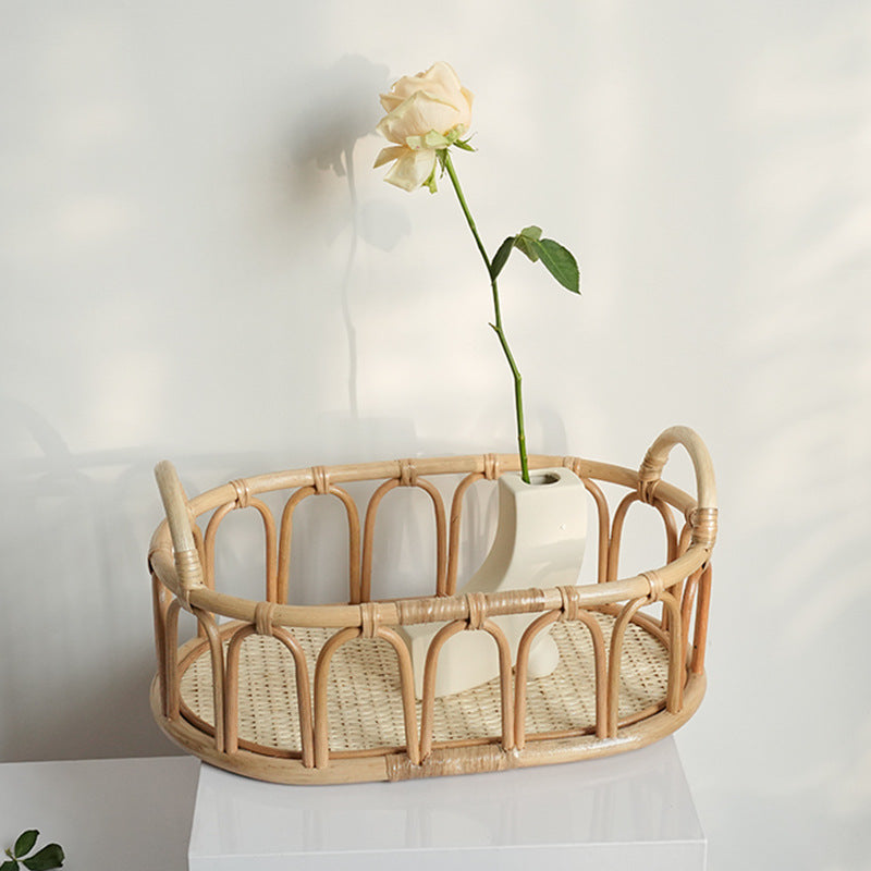 Women's oval rattan serving basket Stornfield