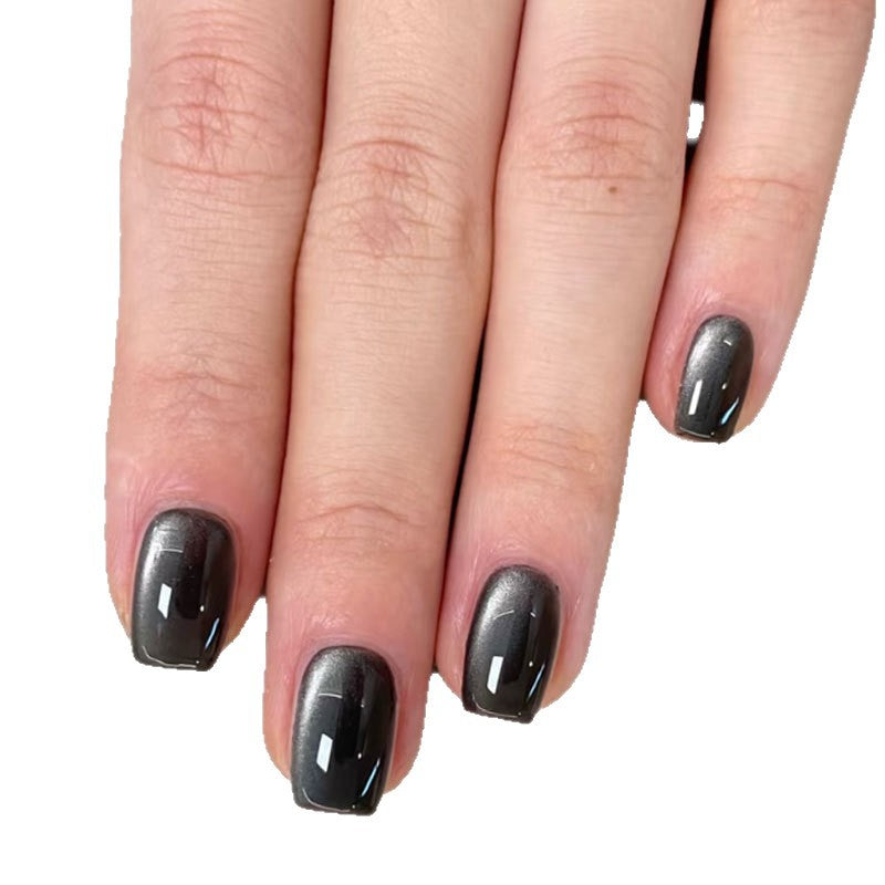 Fashionable artificial nails with high gloss and glamorous finish Stornfield