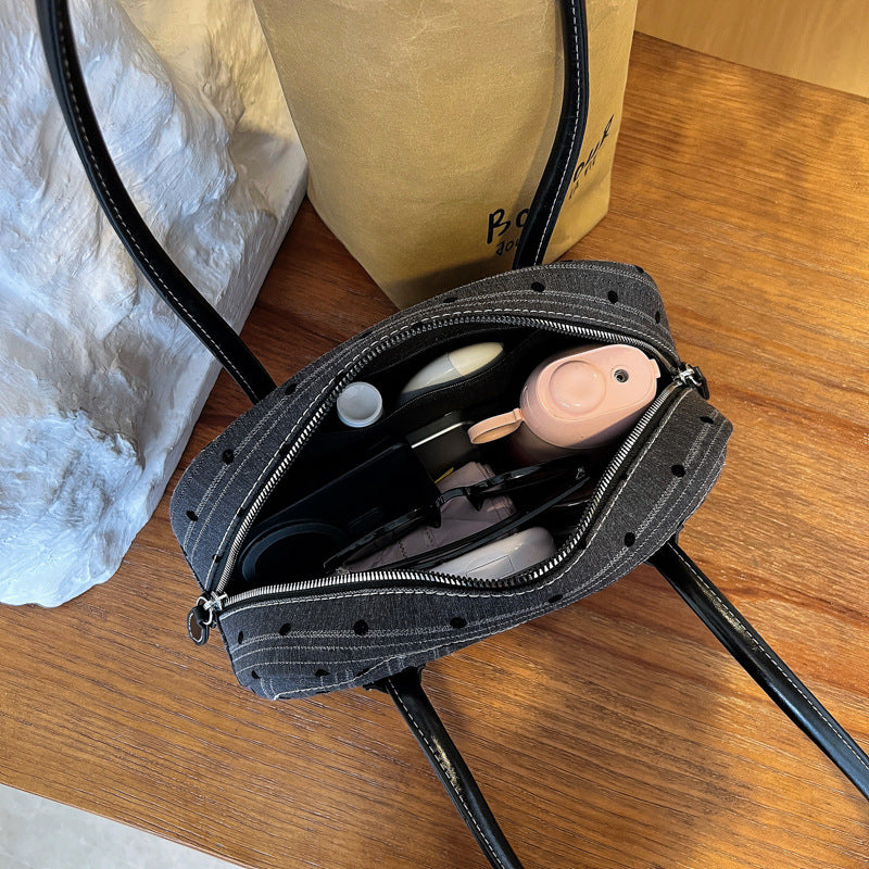 Trendy Faux Leather Handbag