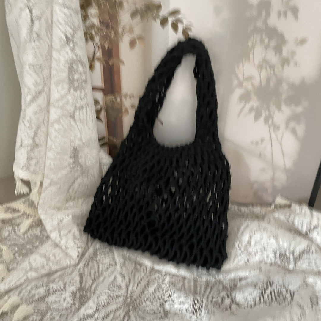 Hand-knotted tote bag in modern design Stornfield
