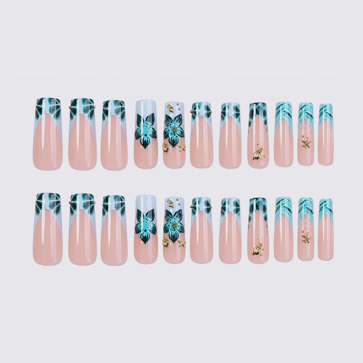 Artificial nail set with luxurious floral accents and golden details Stornfield