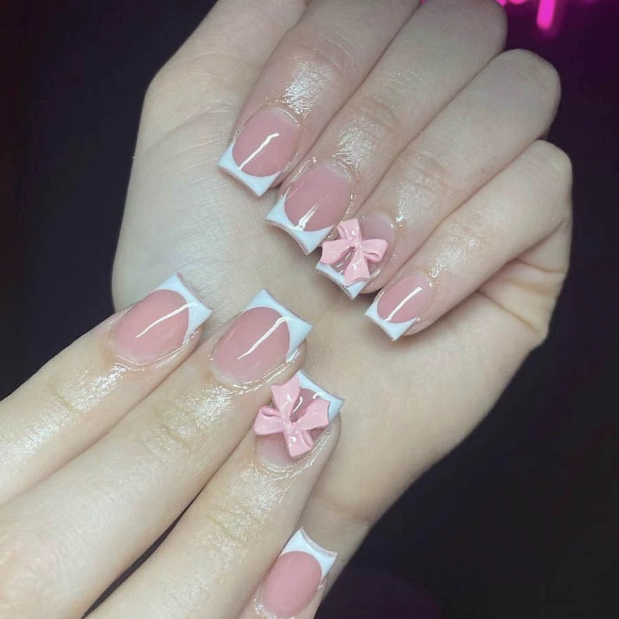 Acrylic Nail Set with Elegant Tips and 3D Bow Decorations Stornfield