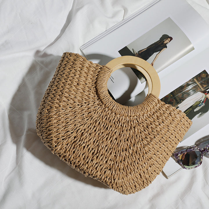 Handcrafted tote bag made from natural raffia Stornfield