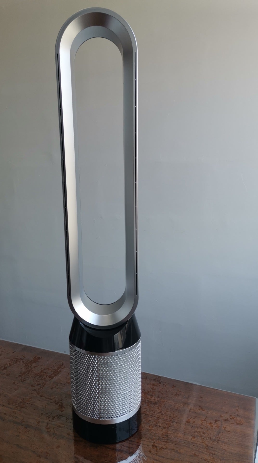 Cooling bladeless tower fan with HEPA air purifier and remote control Stornfield