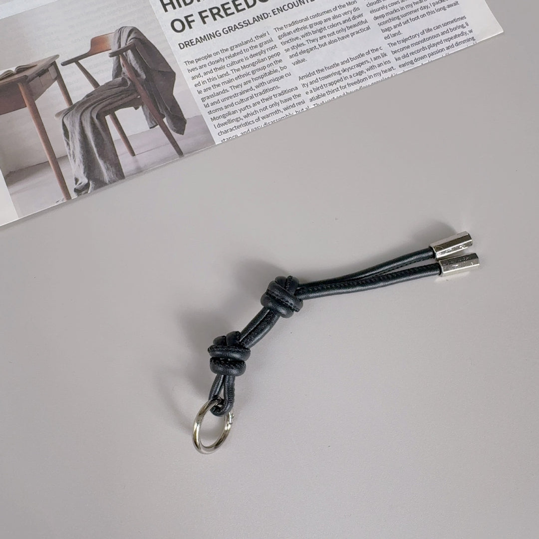 Stylish Leather Keychain Holder Stornfield