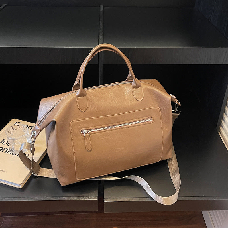 Elegant and Functional Weekend Bag Stornfield
