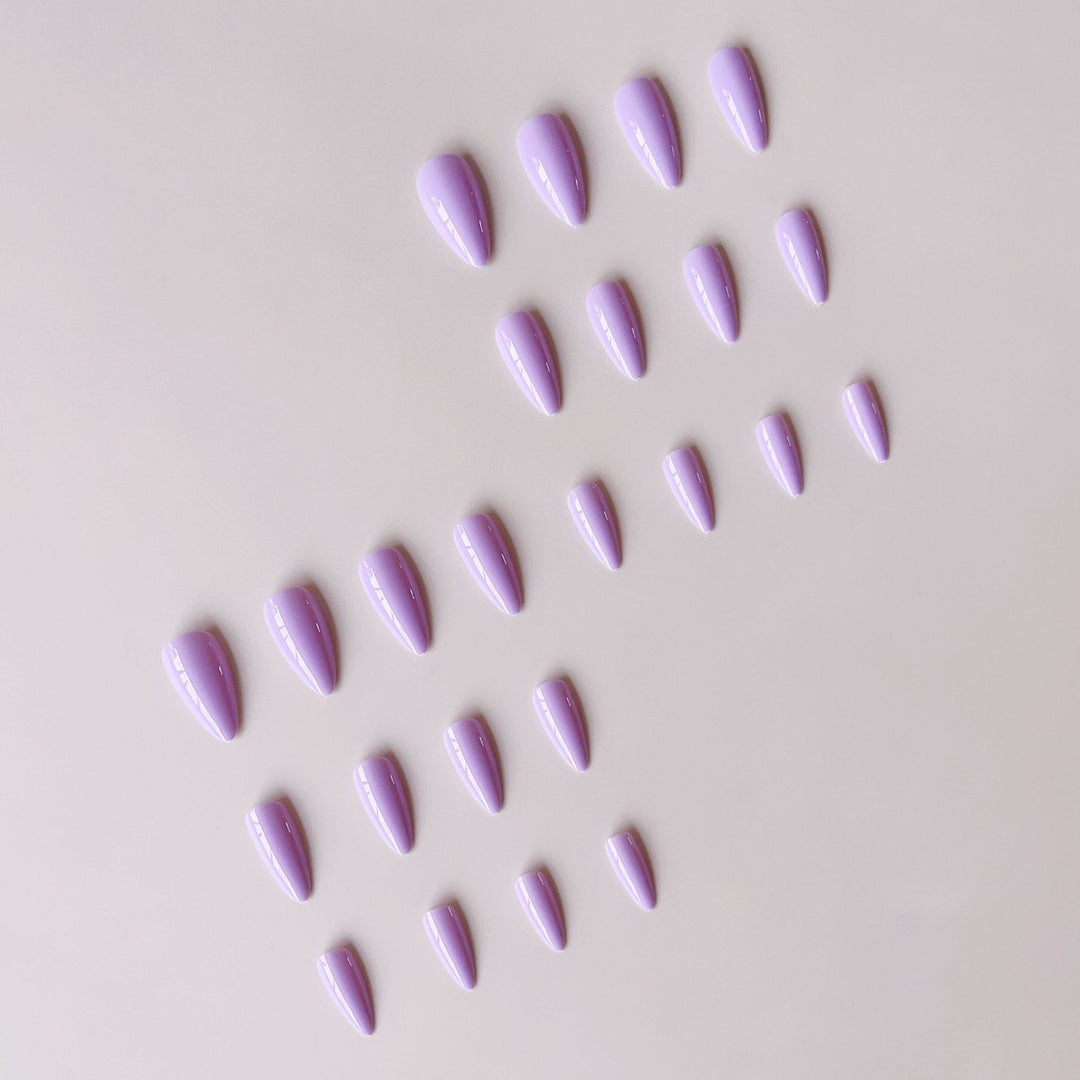 Artificial nail set for trendy nail designs Stornfield