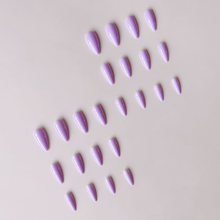 Artificial nail set for trendy nail designs Stornfield