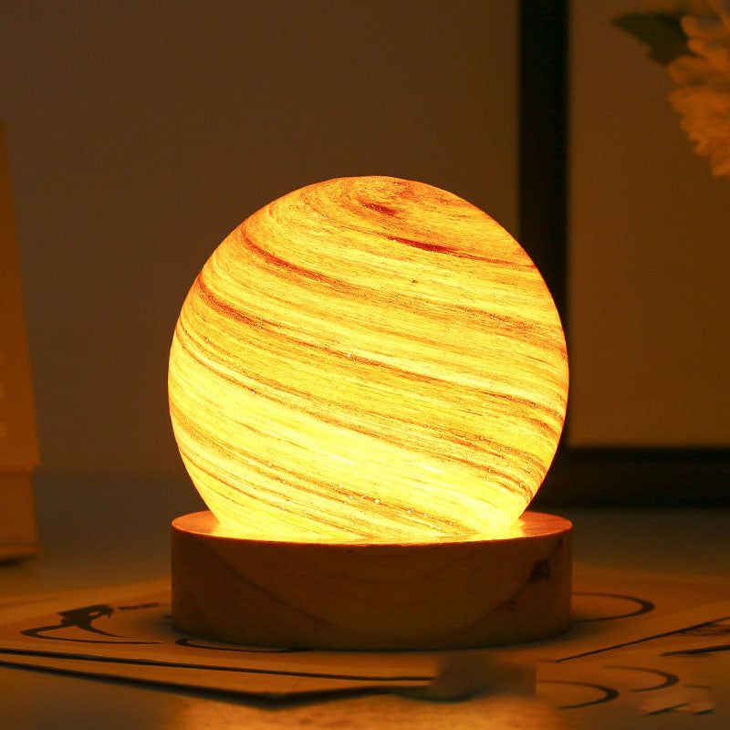 Stornfield | Enchanting Planet Lamp – A Universe of Colors and Dreams